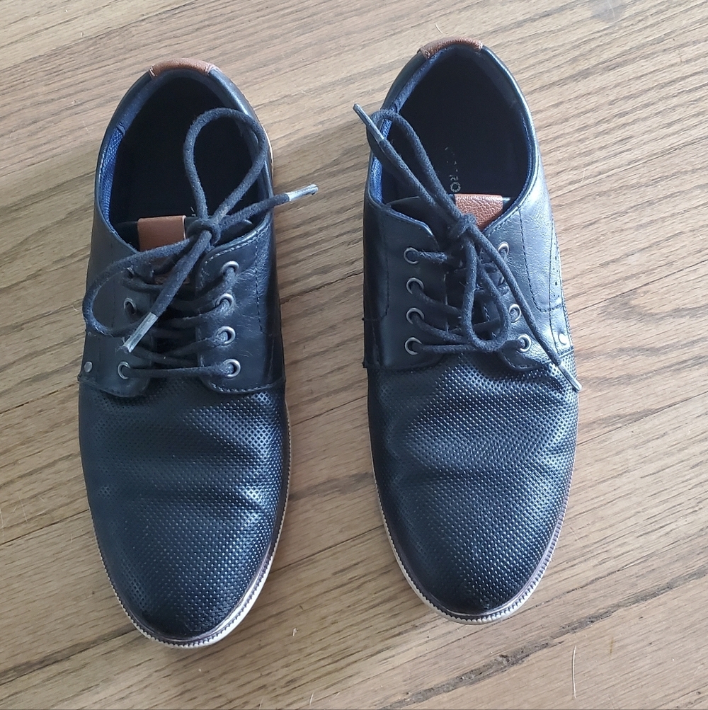Nordstrom Boy's Dress Shoes Black With Brown Size 4